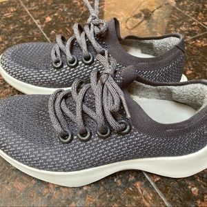 NEW Women's Tree Dasher Version 1 - Thunder Grey (White Sole) Size 8